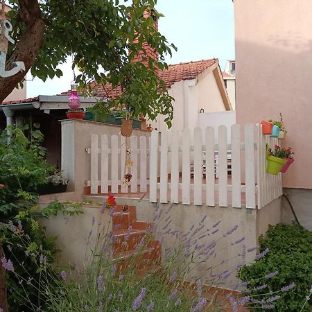 Appartamento Apartman Mala Cici Zara Esterno foto