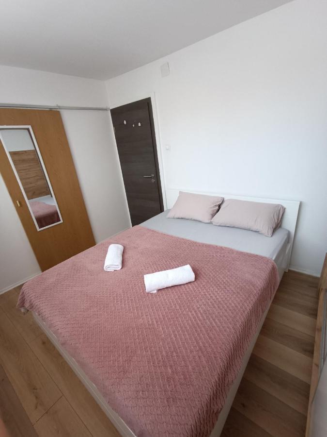 Appartamento Apartman Mala Cici Zara Esterno foto